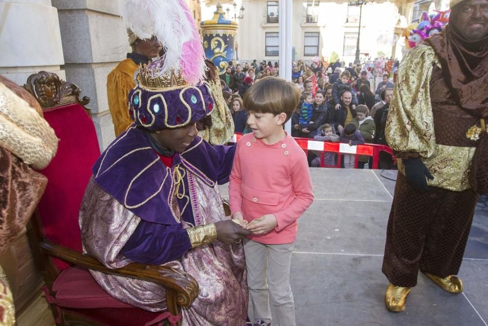 Los Reyes Magos desembarcan en Cartagena