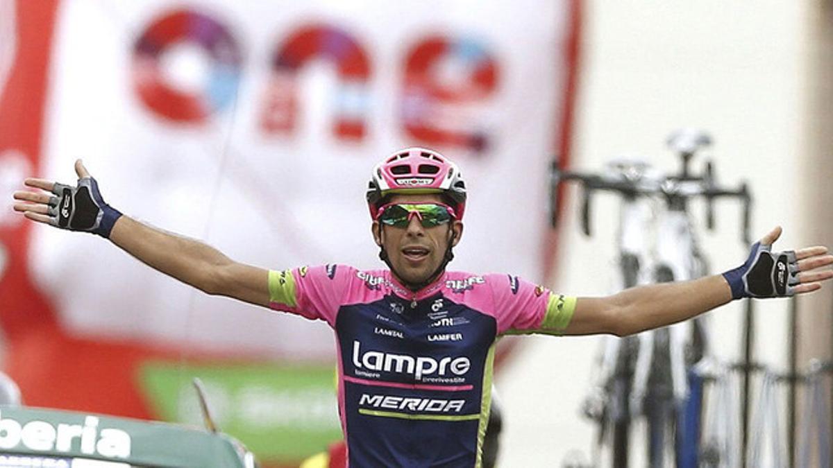 El ciclista portugués Nelson Oliveira se proclama vencedor de la 13ª etapa de la Vuelta,con final en Tarazona.