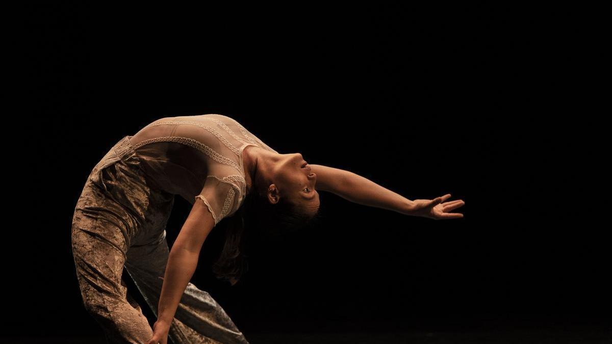 La bailarina Barbara Brehcist, miembro de la Compañía de Danza Natalia Medina.