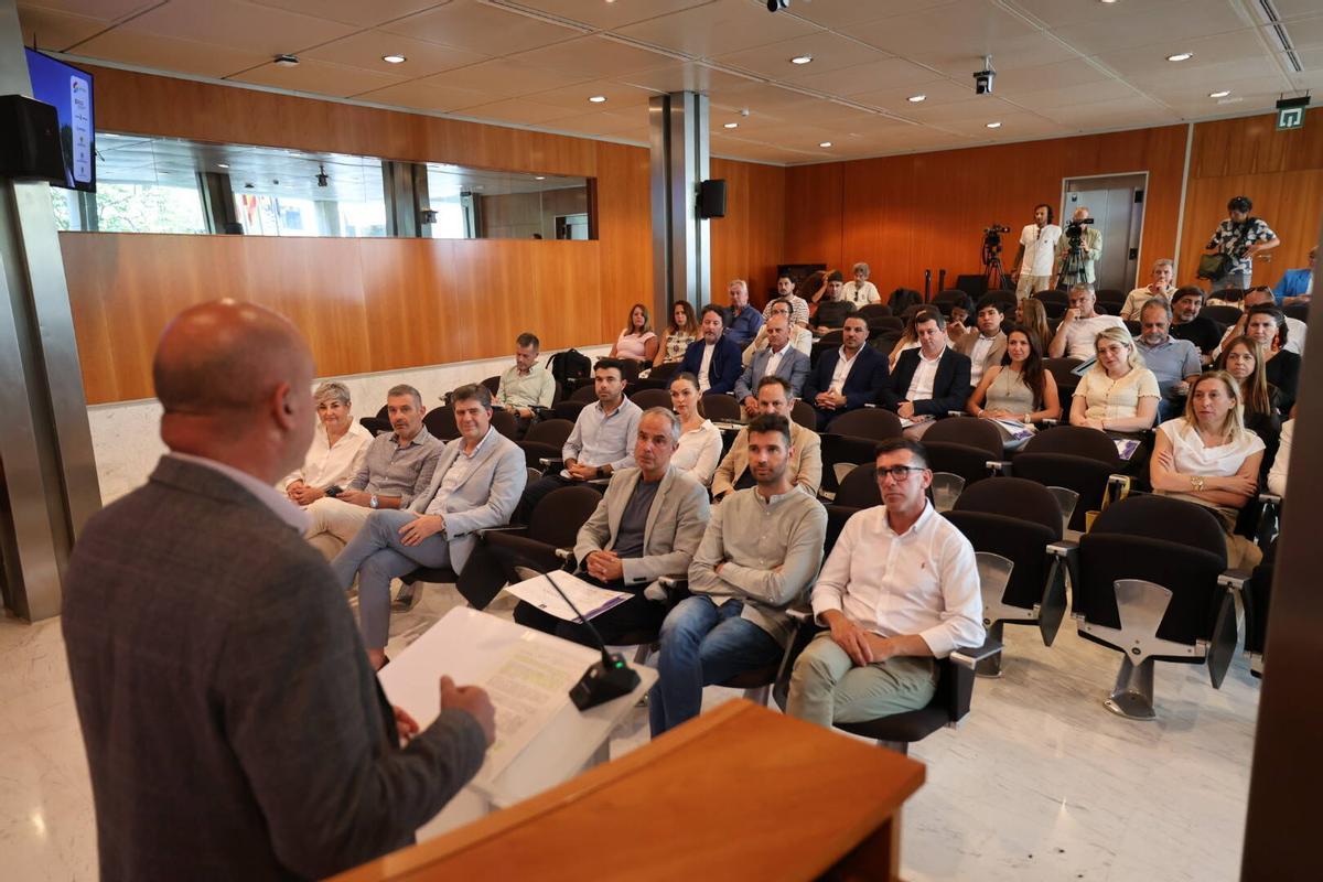 Entrega de diplomas con distinciones Sicted en el Consell de Ibiza.