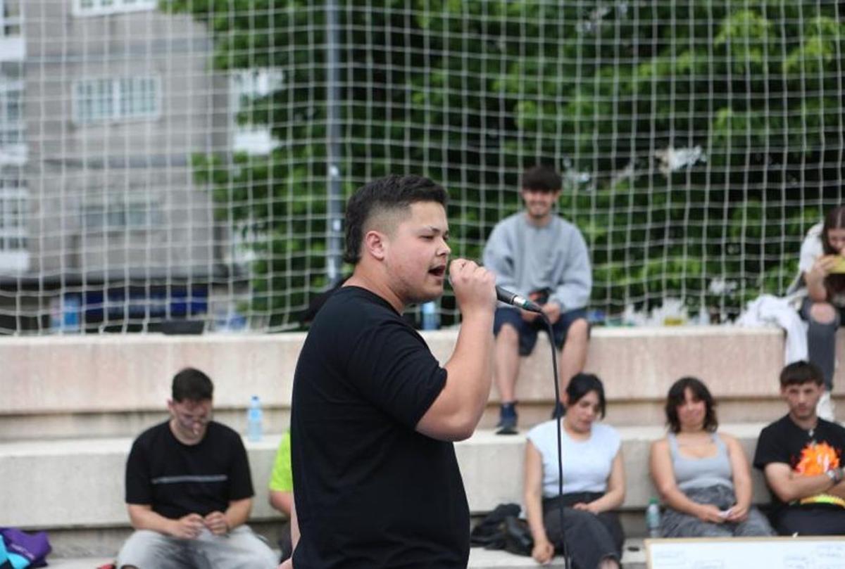 Batalla de rap en la Alameda dentro del X-Fest. | BERNABÉ/ AMANDA CASTRO