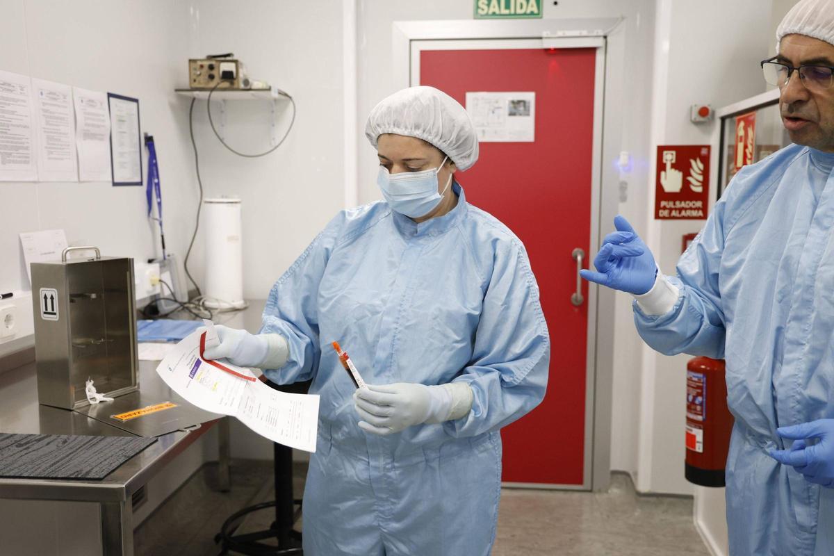 Visita a la Unidad Central de Radiofarmacia de Galicia: la fábrica invisible que sostiene la medicina nuclear gallega