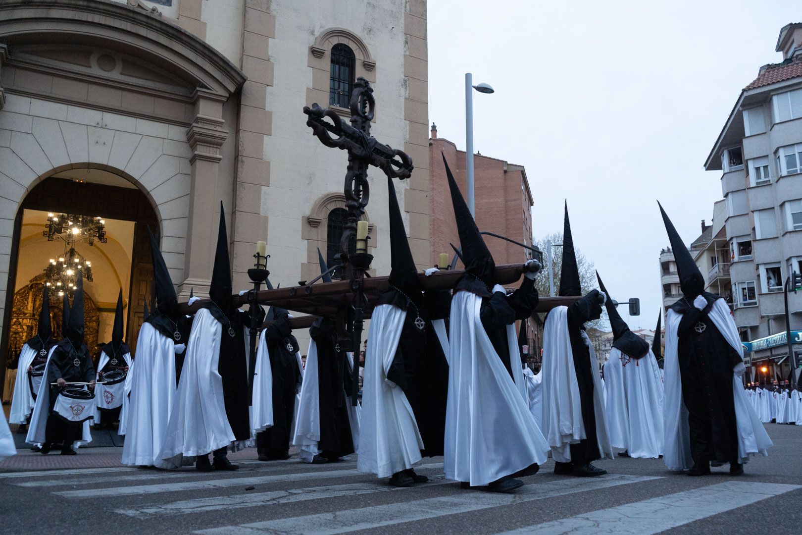 GALERÍA | Así ha sido la procesión de la Tercera Caída de Zamora