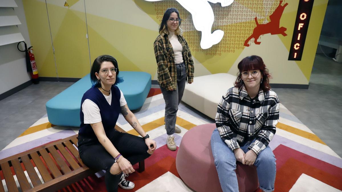 Lucía Herrero, Marta Zarca y María Cerro, en el Polo Digital.