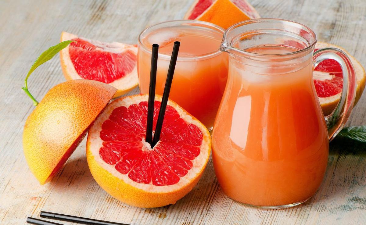 ¿Por qué el zumo de pomelo es la nueva tendencia en bebidas saludables?