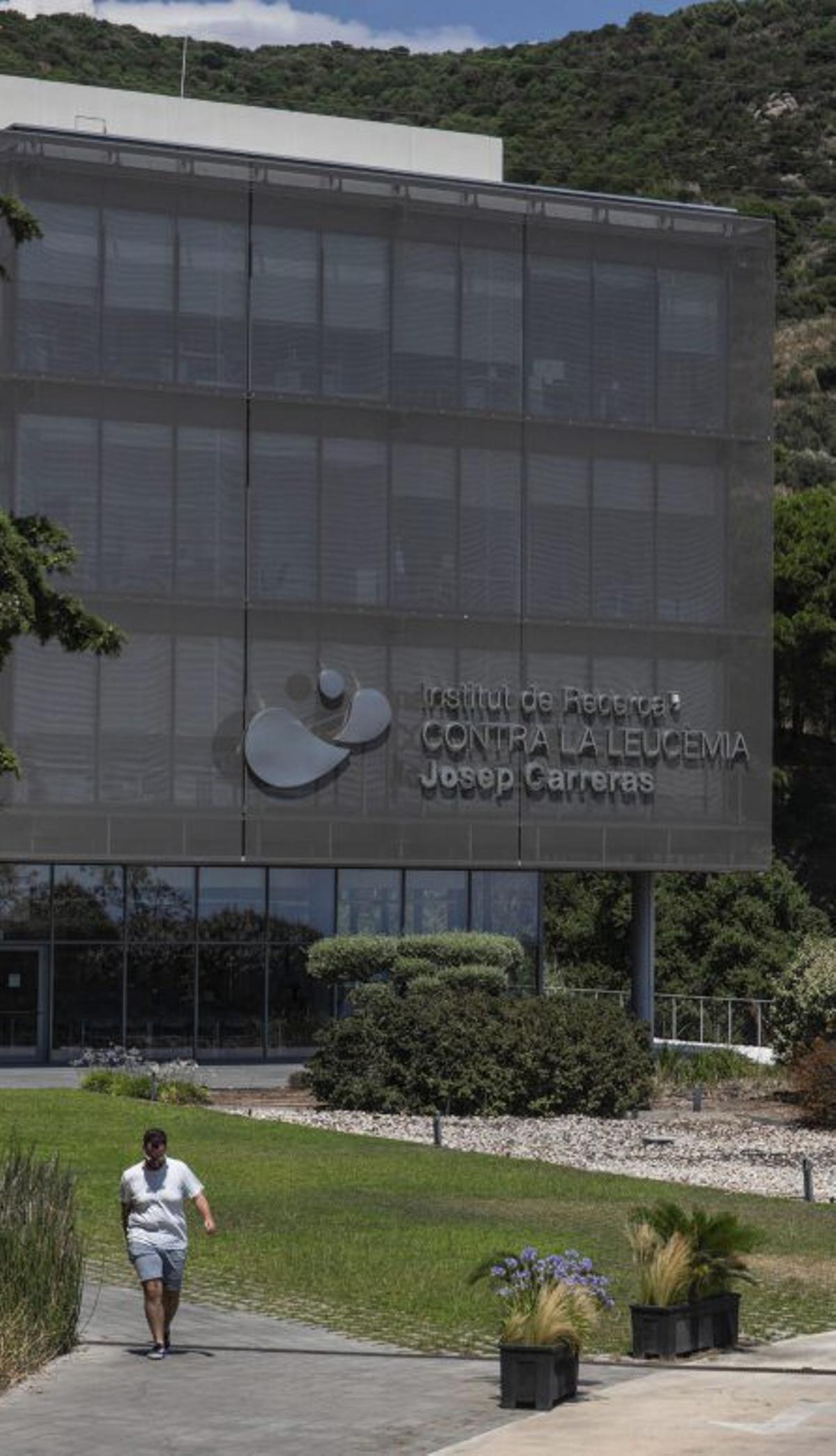 Les acomiadades de l’Institut Carreras presenten demanda a Europa per desprotecció