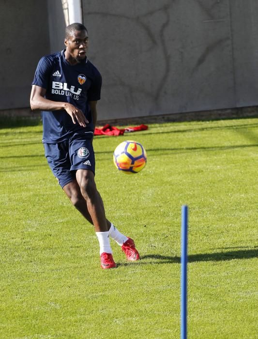 El Valencia CF prepara el partido contra el Legané