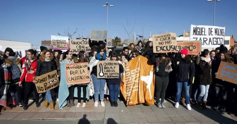 Protesta de los alumnos del Miguel de Molinos