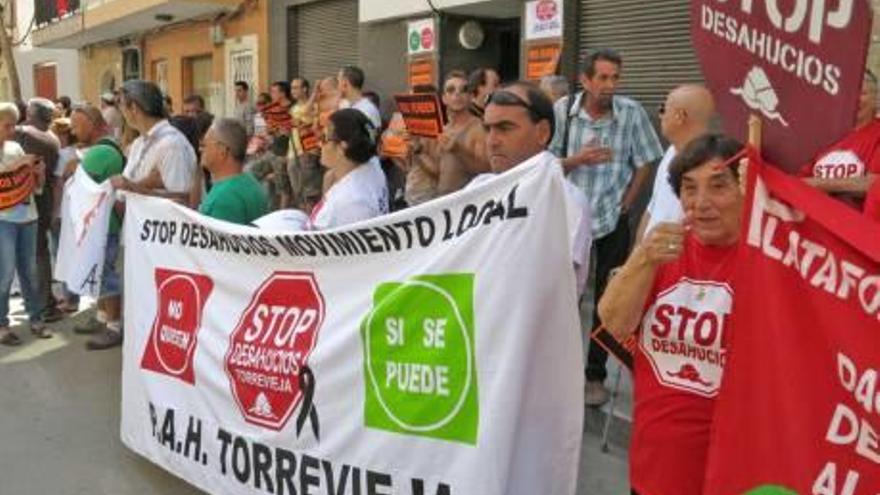 Stop Desahucios afirma que la Oficina de Vivienda está solapando su labor