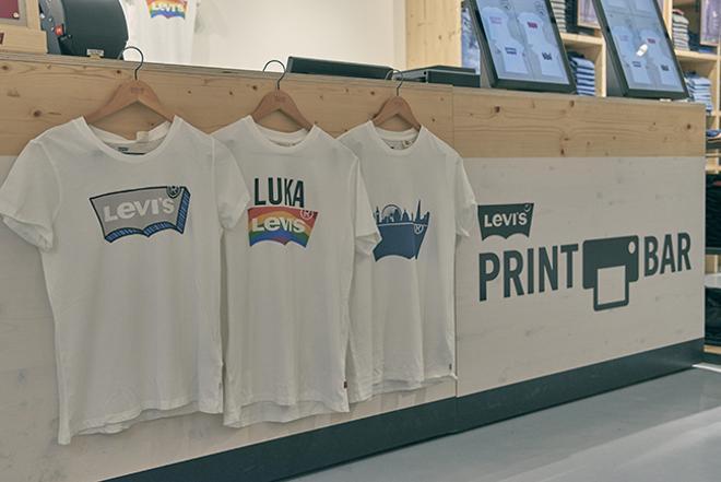 Levi's Print Bar