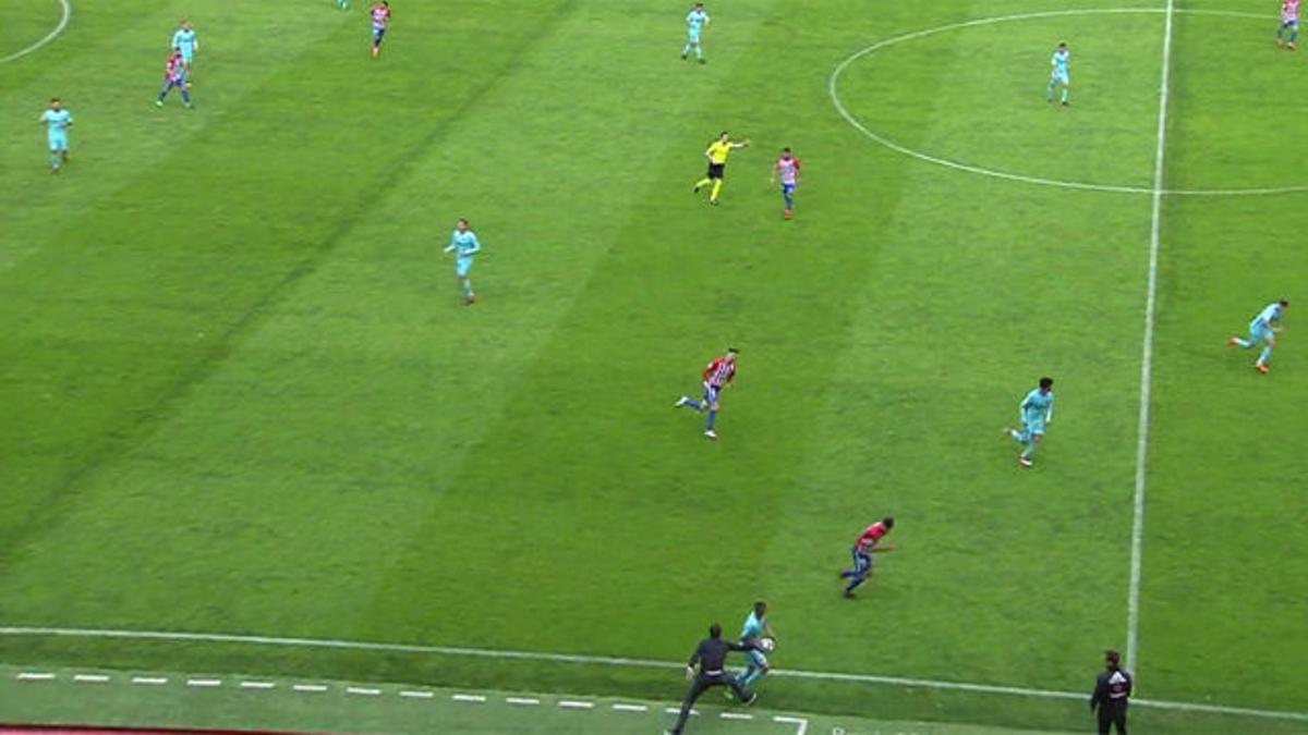 LALIGA 123 | Sporting de Gijón - FC Barcelona B (2-3): La acción de la expulsión de Baraja