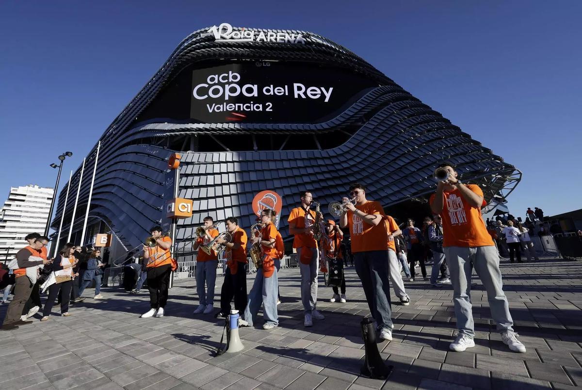 El Roig Arena superó con éxito su primer gran evento deportivo.