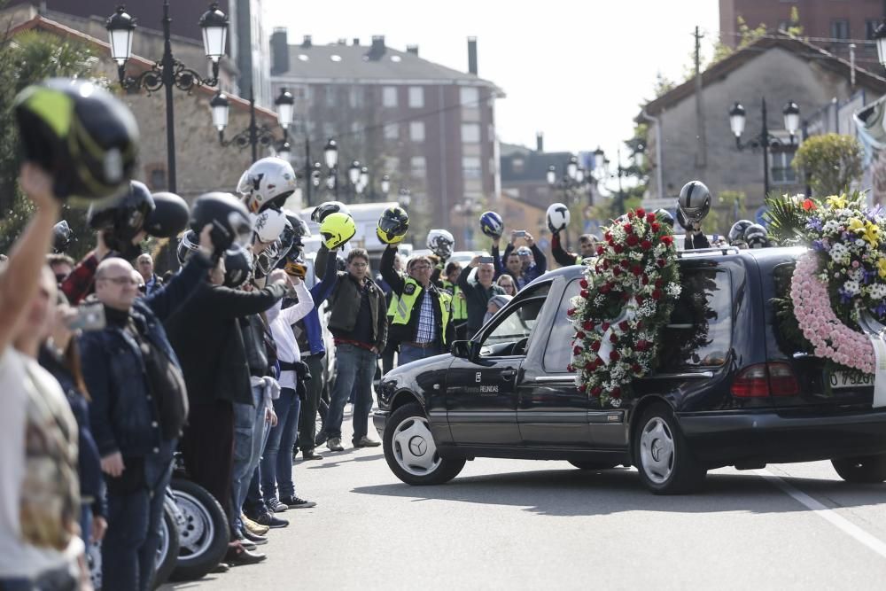 Funeral por el joven motorista ovetense fallecido en un accidente en Villaviciosa.