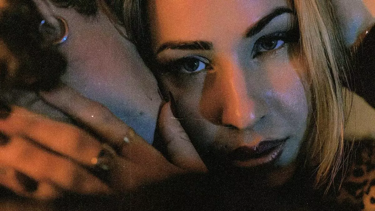 La gironina Laura West publica ‘Lluna’, el primer avançament del seu nou àlbum