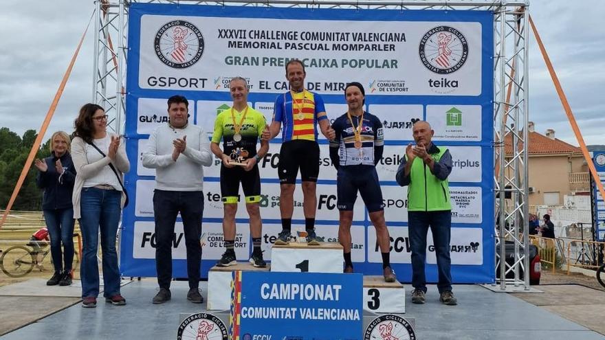 Los &quot;lloberos&quot; se lucen en el ciclocross de la Comunitat Valenciana