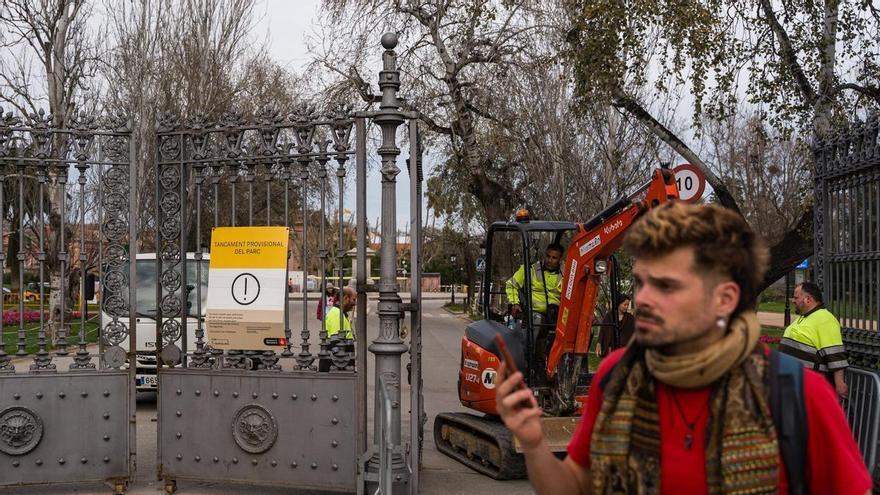 Cataluña se adentra en el peor vendaval de las últimas décadas con vientos huracanados y rachas de 100 km/h