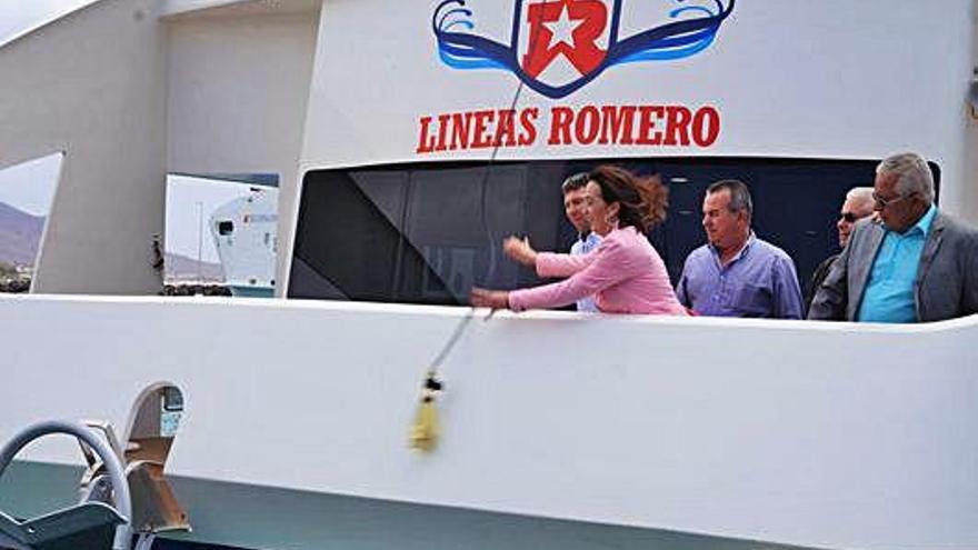 Líneas Romero estrena un catamarán pionero entre Lanzarote y Fuerteventura