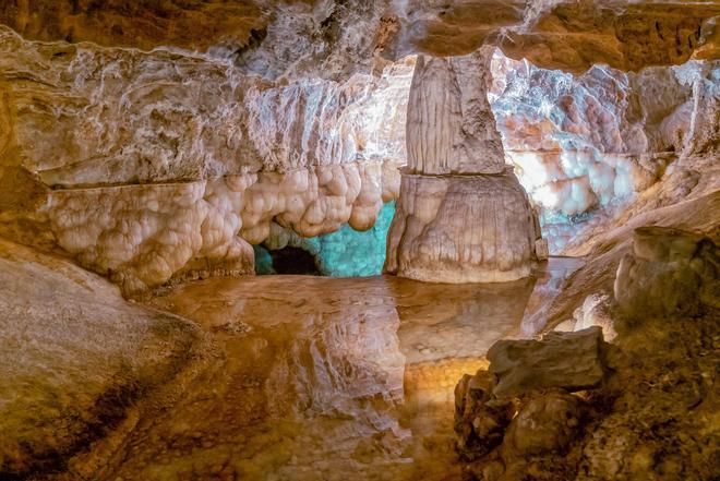 Gruta de las Maravillas, Huelva, sierra de Aracena