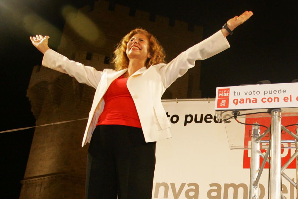 La vida de Carmen Alborch, en imágenes