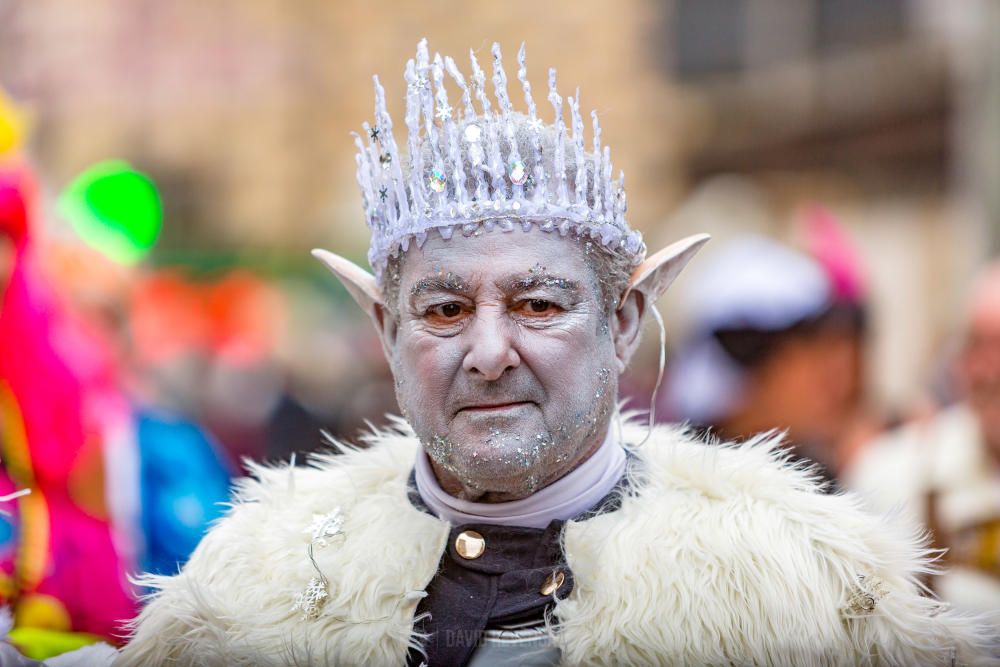 Más de 35.000 personas participan en una gran fiesta de disfraces que se celebra cada año el jueves siguiente a las Fiestas Mayores Patronales