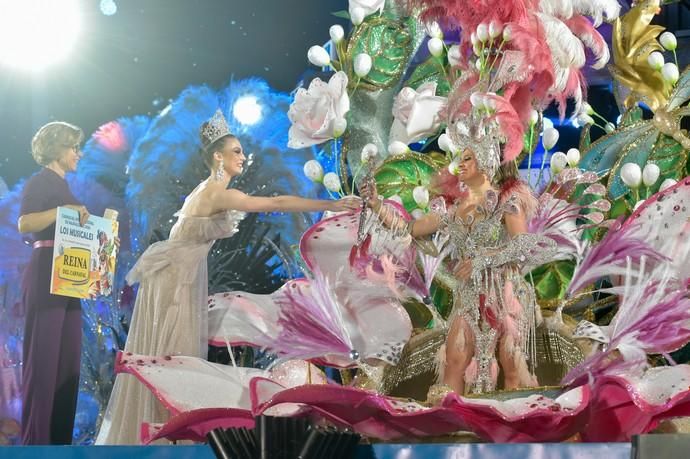 08-03-2020 SAN BARTOLOMÉ DE TIRAJANA. REINA CARNAVAL DE  MASPALOMAS.  CORONACIÓN DE LA REINA  Fotógrafo: ANDRES CRUZ  | 08/03/2020 | Fotógrafo: Andrés Cruz