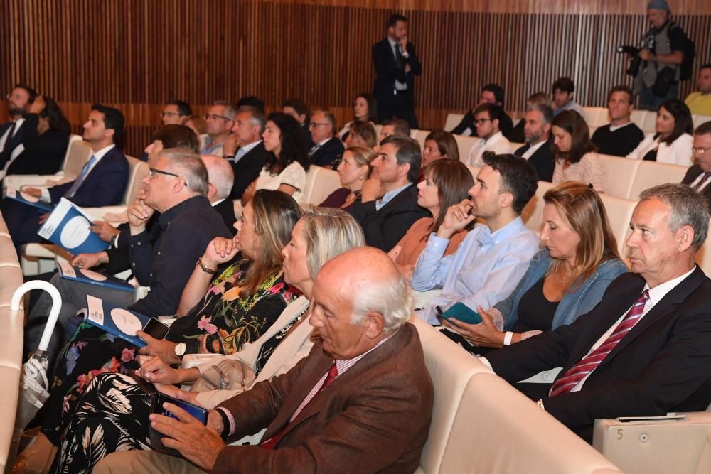 La ministra de Hacienda, Maria Jesús Montero, preside la presentación del 'Anuario 2019' del Foro Económico de Galicia.