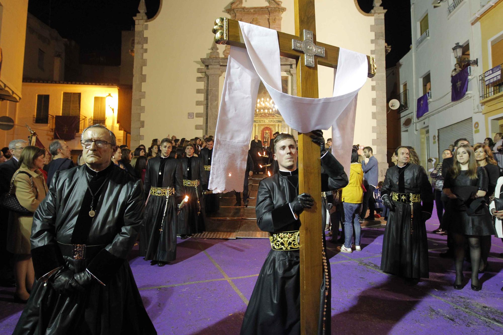 Rememora las últimas procesiones de Viernes Santo en Sagunt.