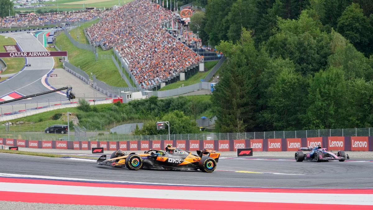 Lando Norris , durante la segunda sesión de ensayos libres en Austria