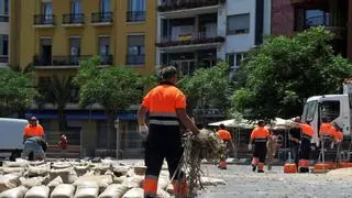 Vecinos de Alicante piden un "cambio radical" en la limpieza de cara a las Hogueras