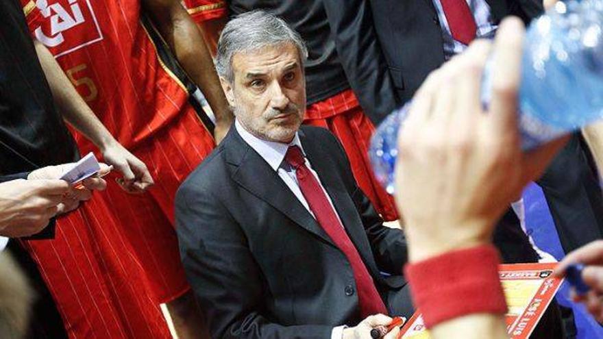 La ACB concede a José Luis Abós su insignia de oro a título póstumo