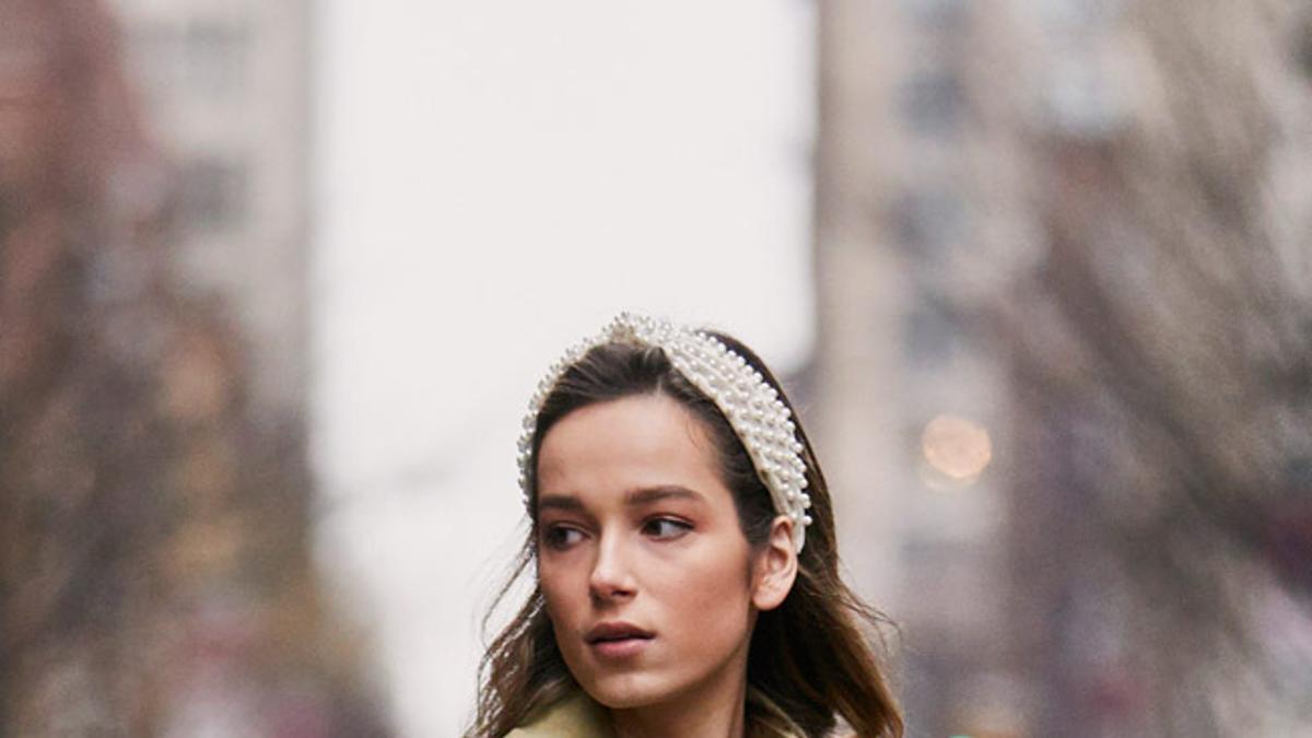 Diadema con nudo vista en el 'street style' de Nueva York