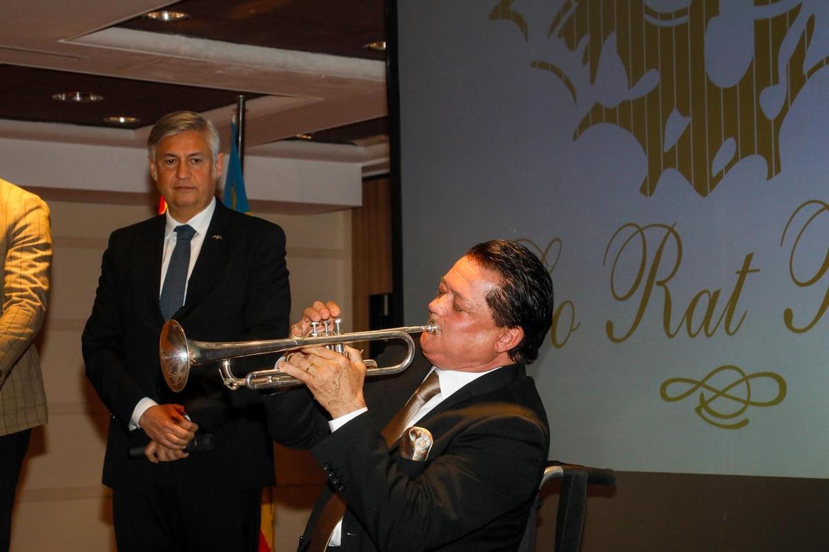 Durante el acto, no faltó la trompeta de El Soro.