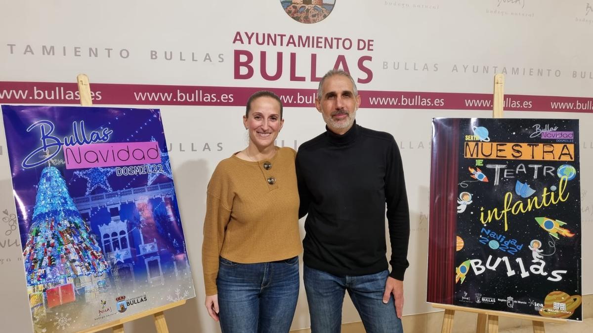 Los concejales de Festejos y Cultura durante la presentación de la programación navideña