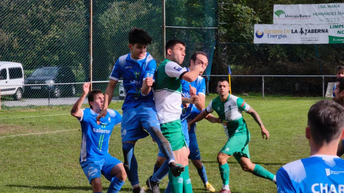 Un momento del partido del Cornellana frente a Los Campos.