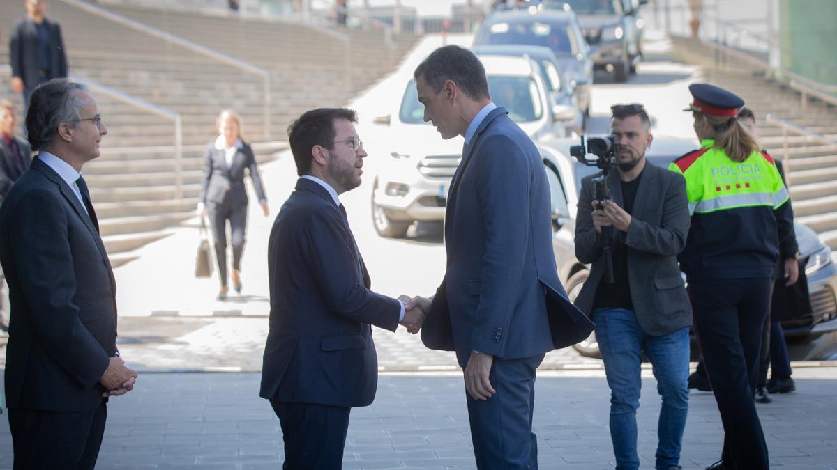 El presidente de la Generalitat, Pere Aragonès y el presidente del Gobierno, Pedro Sánchez.