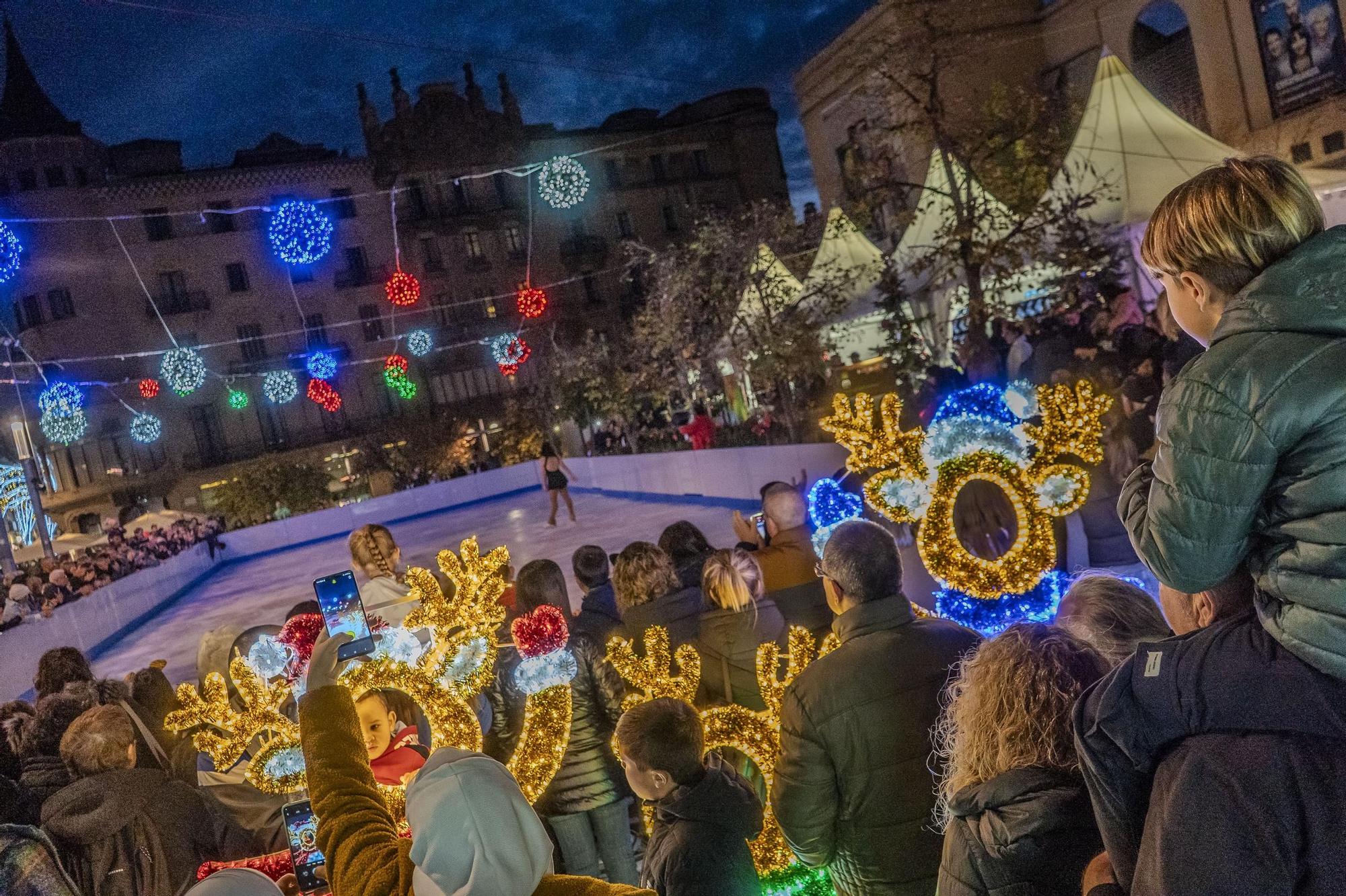 L'encesa de llums de Nadal de Manresa, en imatges