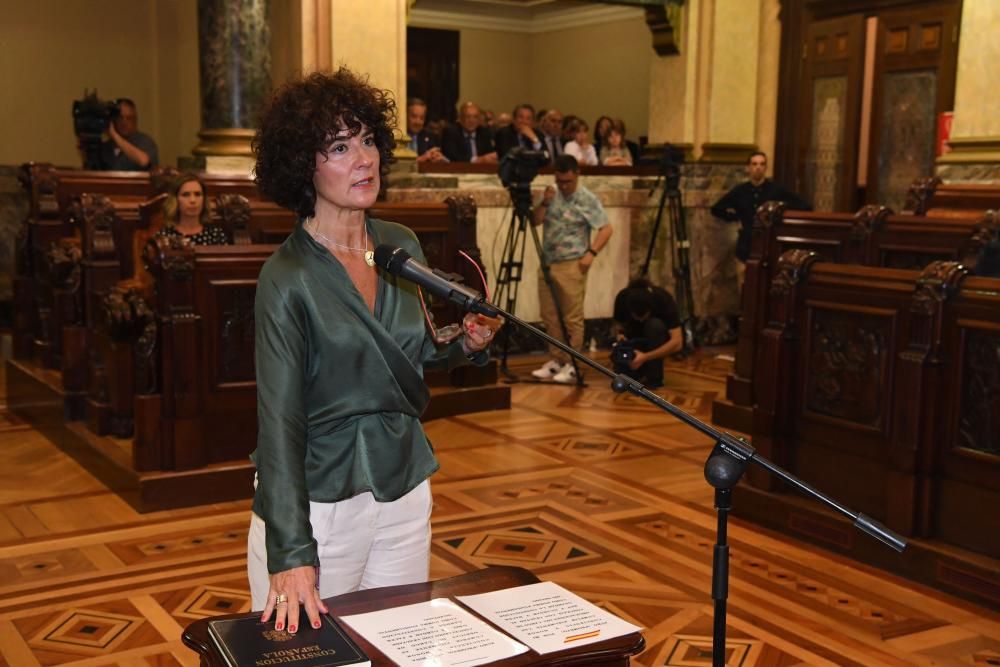 Inés Rey ya es nueva alcaldesa de A Coruña