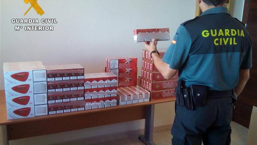 Intervenidas 870 cajetillas de tabaco