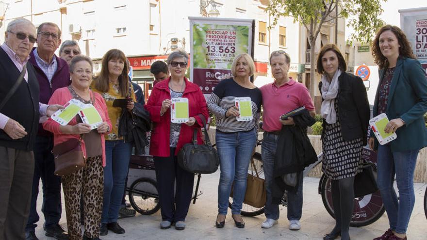 Mislata conciencia a los vecinos sobre el reciclaje de los aparatos electrónicos 