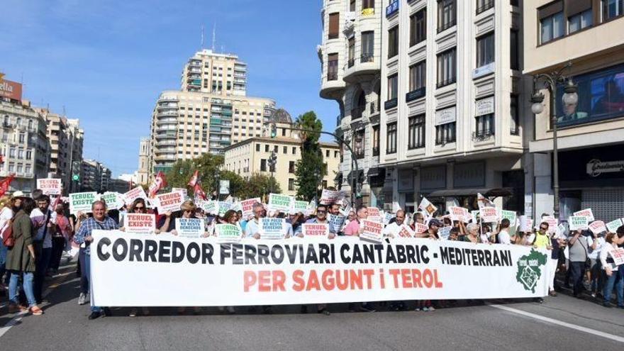 Teruel quiere que la unanimidad por el ferrocarril llegue a los PGE