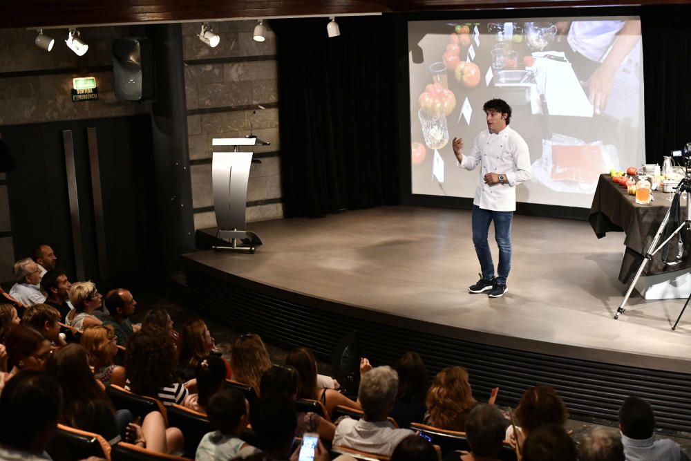 Jordi Cruz parla dels tomàquets a Manresa