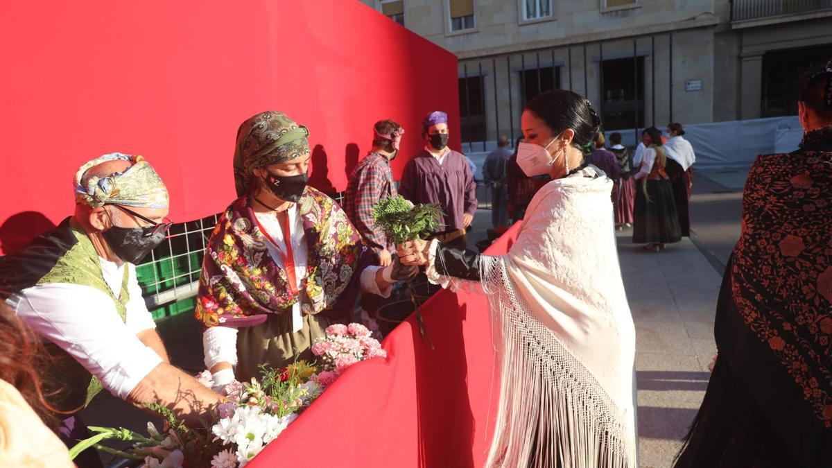 FOTOGALERÍA | La Ofrenda de Flores de estas fiestas del Pilar 2021