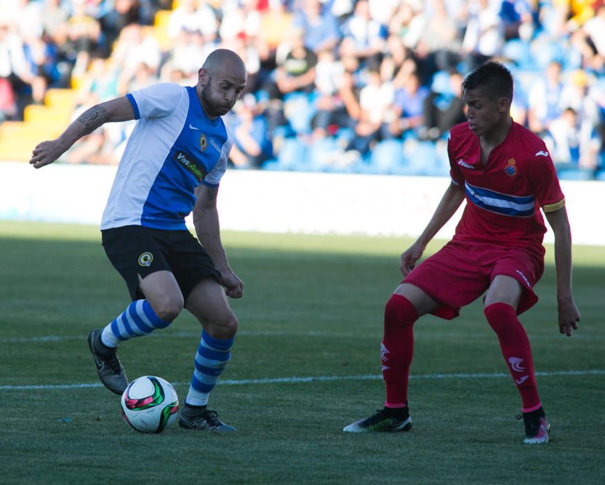 Dos goles de Chechu y una genial asistencia de Javi desatascan a un Hércules que vuelve a la promoción