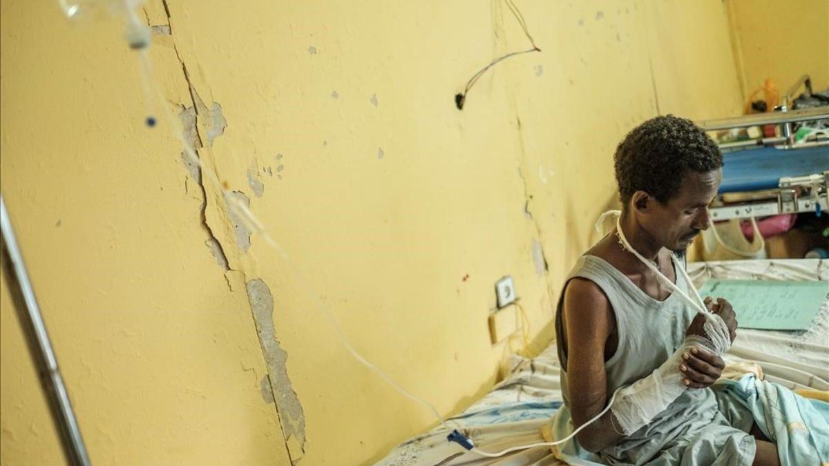 Superviviente tras una ofensiva del Ejército etíope en Gondar, en el norte del país.