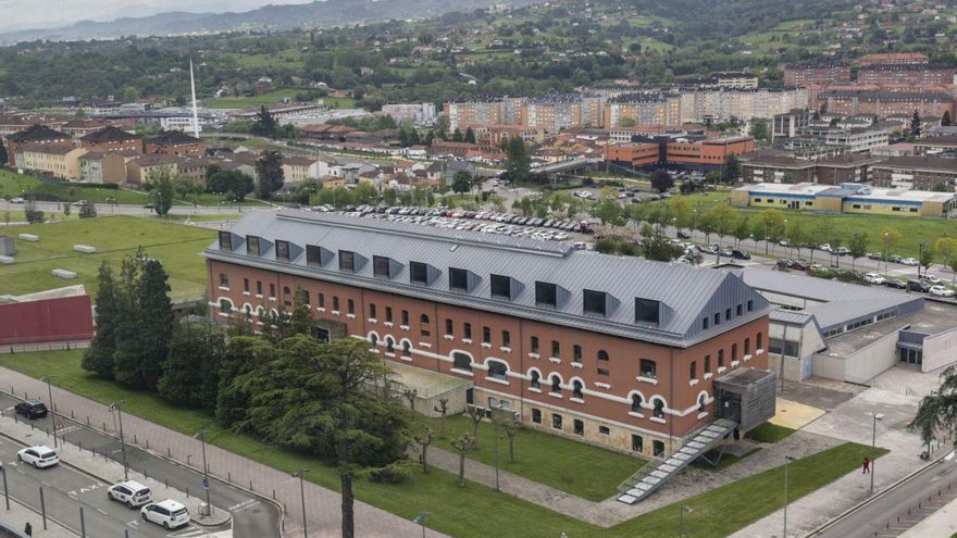 Edificio de la FINBA y el ISPA, donde se pilotará la faceta más técnica del Espacio de Datos de Salud de Asturias. | IRMA COLLÍN