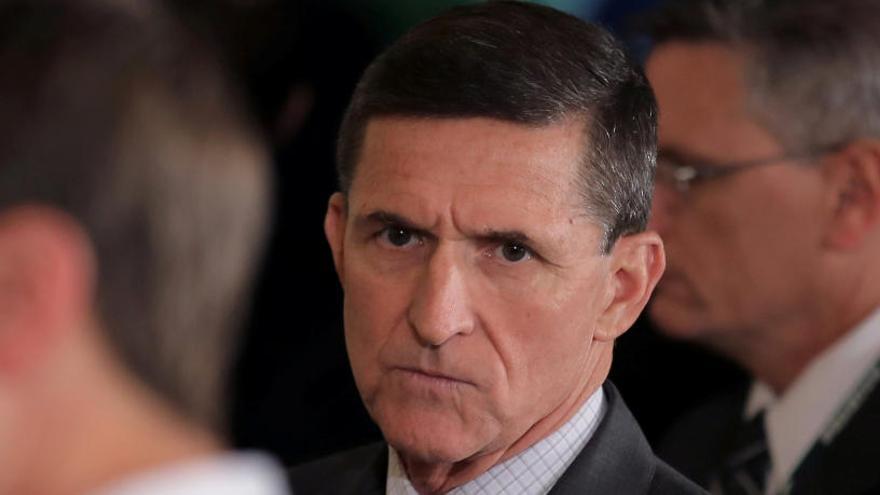 Flynn, exasesor de Trump, se ofrece a testificar ante el FBI