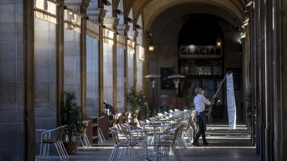 El final de l’estiu passa factura a Catalunya, que lidera la destrucció d’ocupació a l’agost