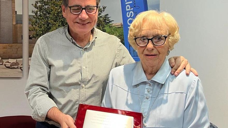 Carmen Simó homenatjada pels seus 50 anys com a membre del Patronat de l’hospital de Martorell