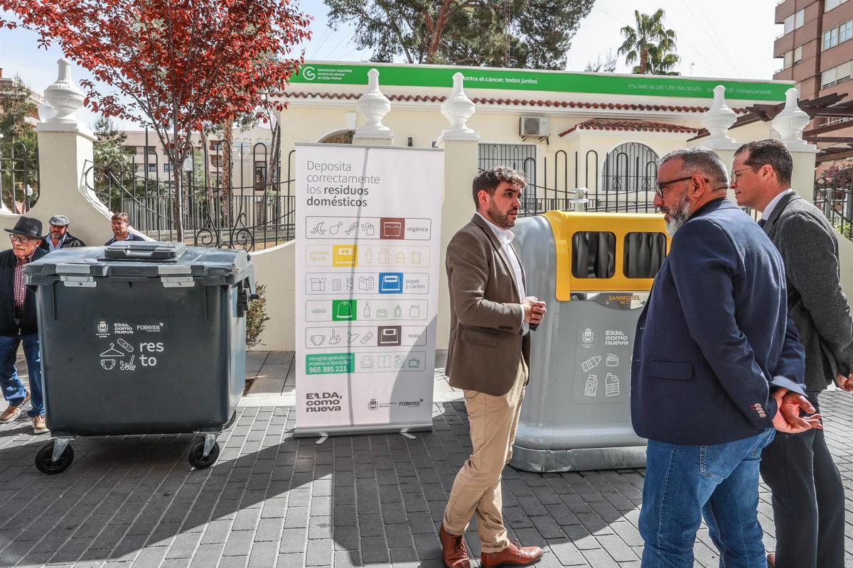 Los contenedores cuentan con un sistema de recogida selectiva.