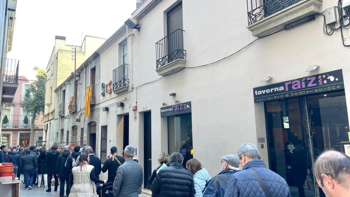 Colas en la floristería Carlota Segalàs